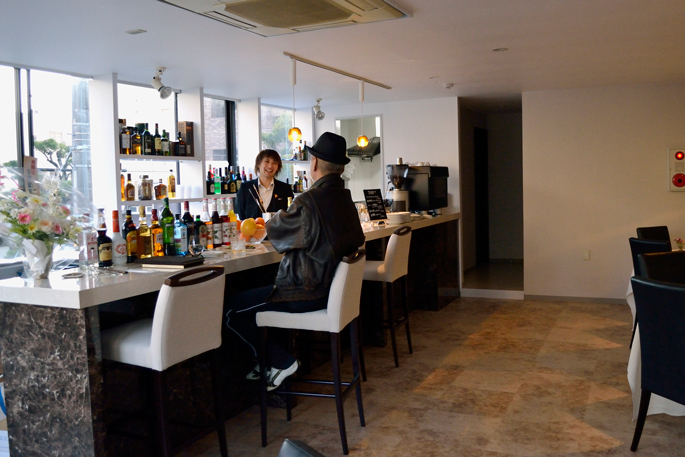 CAFE bar&brasserie LION